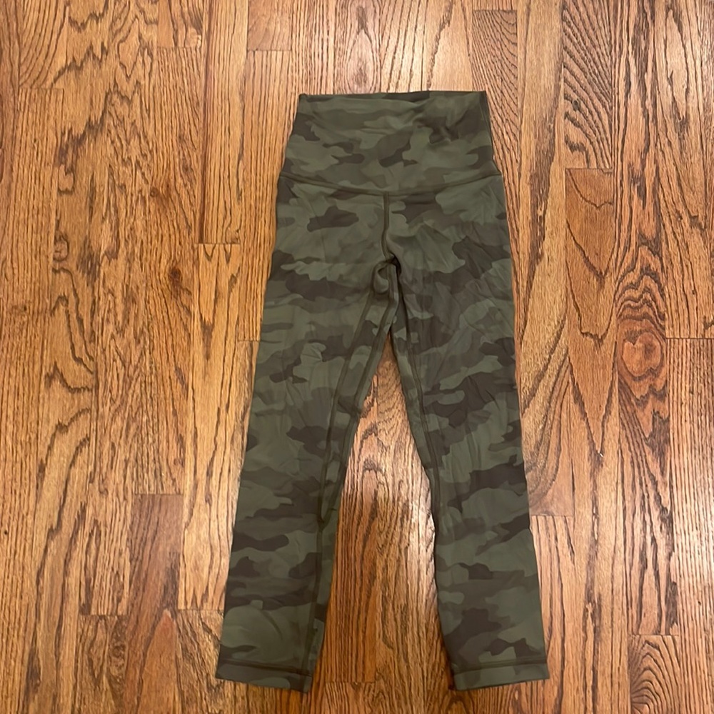 lululemon leggings! color- green & size- 2